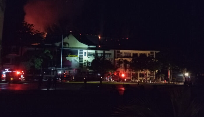 Breaking News: Kantor Polda Gorontalo Terbakar