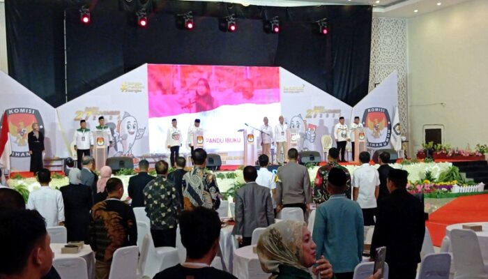 Debat Perdana Pilkada Kabgor: Ajang Adu Gagasan atau Janji Palsu?