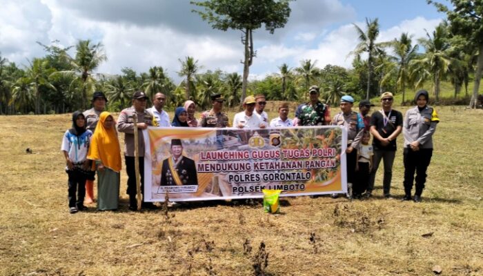 Polsek Limboto Dukung Ketahanan Pangan dengan Penanaman Jagung di Bulotadaa