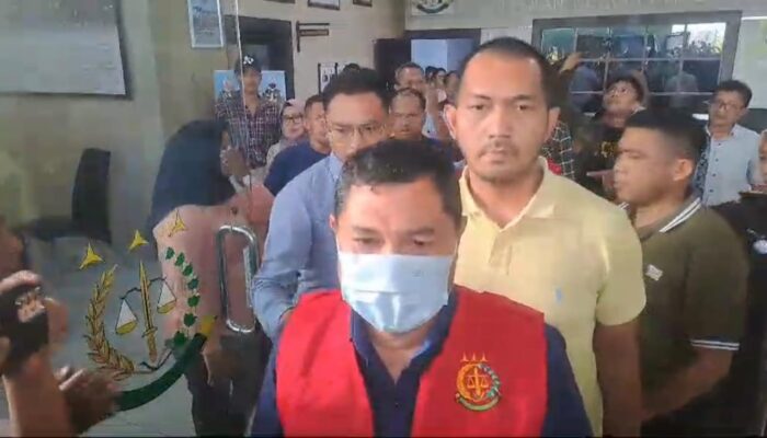 Diduga Korupsi Dana PEN, Kadis PUPR Kabgor Ditahan Kejaksaan
