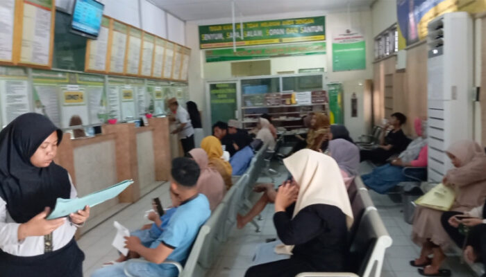 Tinta Ribbon Sudah Tersedia, Dukcapil Kabgor Kembali Buka Layanan Cetak E-KTP