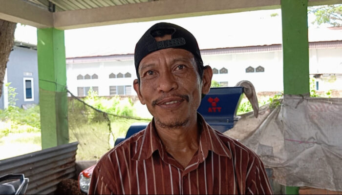 Jeni Limonu, Petugas Pengangkut Sampah di Kabgor Diusir Istri Karena Tak Punya Uang