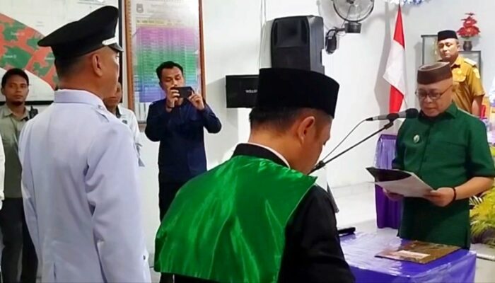 Bupati Sofyan Lantik Plt Kades Ilotidea