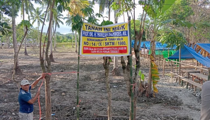 Diduga Pemilik Lahan Pasang Spanduk Larang Aktivitas Pasar Hewan di Pulubala