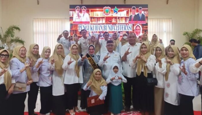 Sofyan Puhi Kukuhkan Bunda Literasi, Dorong Peningkatan SDM di Era Digital