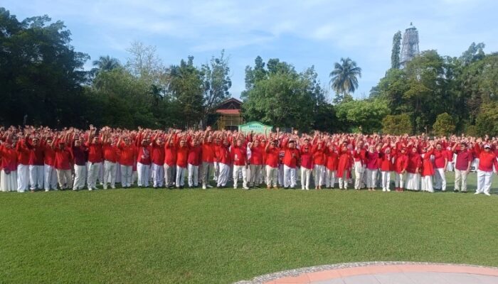 Semarak HUT RI ke-80, Pegawai Pemkab Gorontalo Kompak Kenakan Seragam Merah-Putih