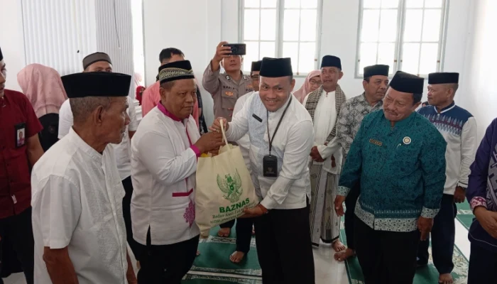 Baznas Kabgor Kembali Salurkan Bantuan Sembako untuk Warga Kurang Mampu