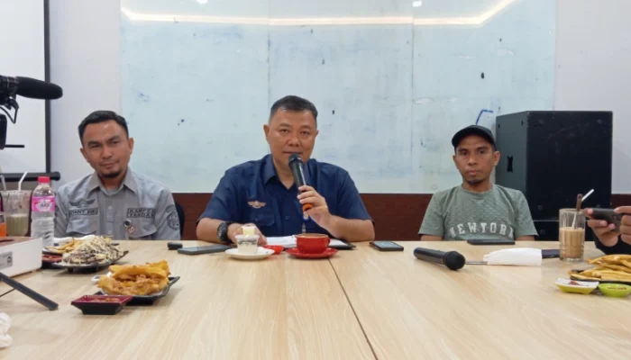 Bandara Djalaluddin Angkat Bicara Soal Wahyudin Moridu yang Diduga Mabuk Saat Naik Pesawat
