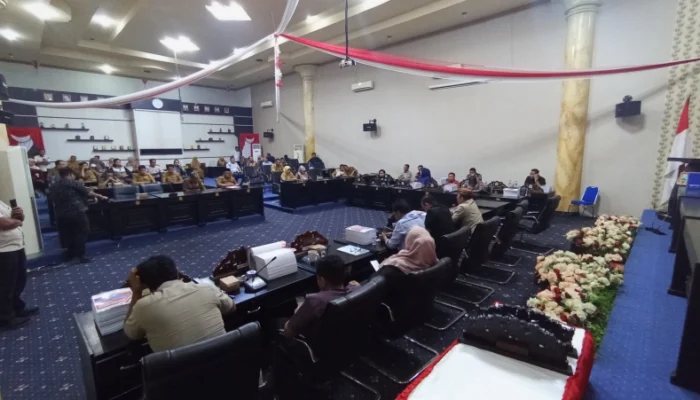 Sejumlah Aleg DPRD Kabupaten Gorontalo Ngamuk Saat Rapat Banggar