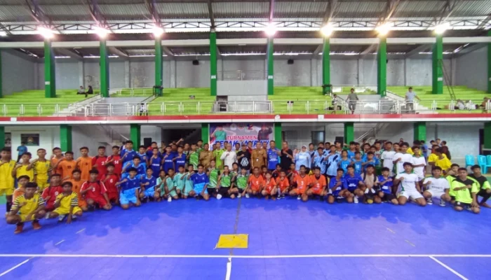 Buka Turnamen Sepak Takraw, Bupati Sofyan Harap Atlet Muda Pertahankan Harga Diri Gorontalo