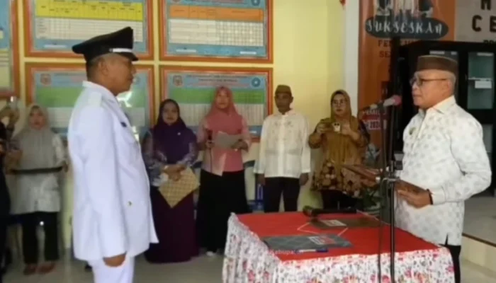 Bupati Sofyan Lantik Penjabat Kepala Desa Hutabohu, Pelayanan Publik Ditekankan