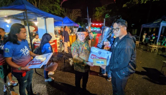 Di Tengah Hujan, Semangat HPN ke-80 Tetap Membara Bersama Bupati Sofyan Puhi