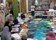 Momentum Ramadan, Senator Rahmijati Jahja Rutin Gelar Tadarus Bersama Warga