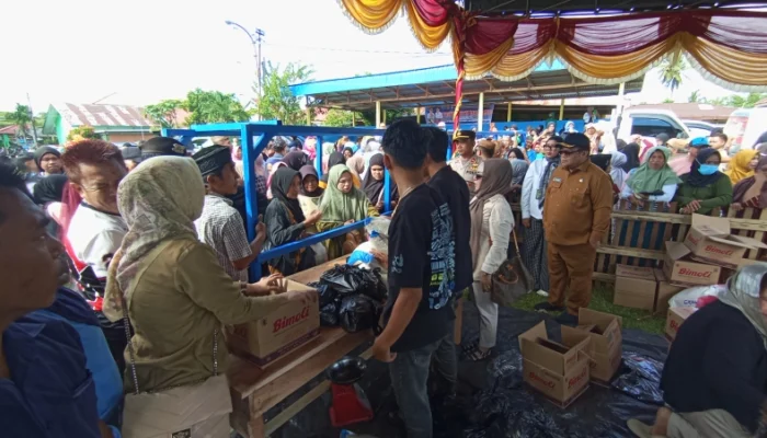 Pemkab Gorontalo Gelar Pasar Murah “PARAS ST 2026” di Telaga Biru, Warga Membludak