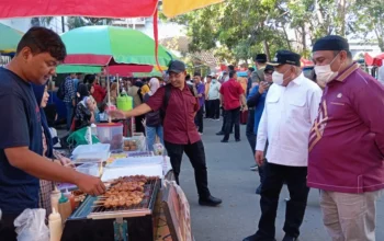 Pastikan Aman Dikonsumsi, Pemda dan BPOM Periksa Takjil di Kawasan Menara Pakaya