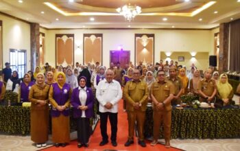 Bimtek Posyandu Digelar, Wabup Tonny Tekankan Peran Strategis Kesehatan Masyarakat