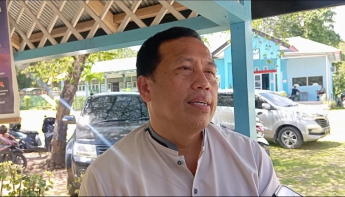 Diprotes Masyarakat, Status Pengaktifan Kades Padengo Masih Dikaji