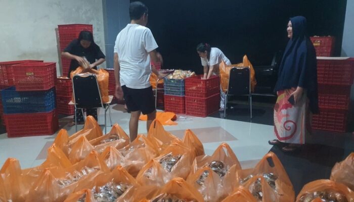 SPPG Yayasan Rumah Inovasi Sigap Bantu Warga Terdampak Banjir di Gorut