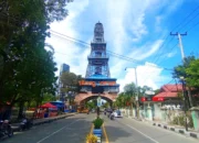 Gratis Naik Menara Pakaya, Wisatawan Bisa Nikmati Panorama Gorontalo dari Ketinggian