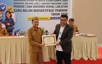 Gerak Cepat Jalankan Program Pusat, Dikbud Kabupaten Gorontalo Borong Tiga Piagam