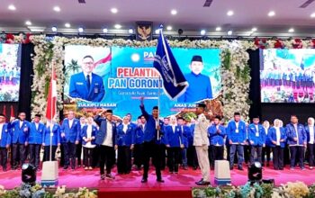 Lantik Pengurus PAN se-Gorontalo, Zulkifli Hasan Ajak Kader Bantu Rakyat dan Dukung Pemerintah
