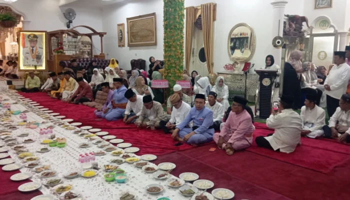 Penuh Haru, Rahmijati Jahja Gelar Doa Haul ke-6 David Bobihoe dan 7 Hari Wafatnya Rachmat Gobel