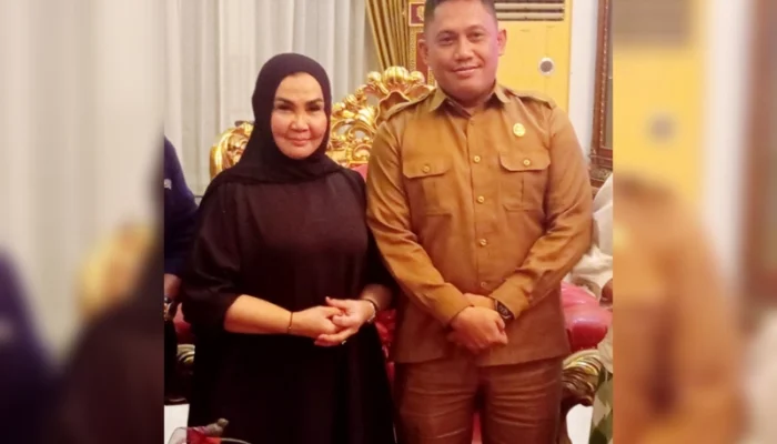 Revi Bobihoe Nilai Sofyan Puhi Sosok Tepat Emban Gelar Adat Warisan Ayahnya