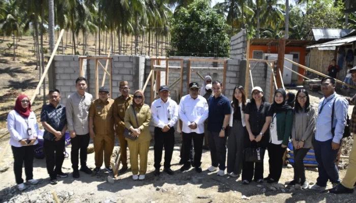 Lima Keluarga Rentan Stunting di Kabgor Dapat Rumah Layak Huni, Wabup Tonny Apresiasi Program Presiden