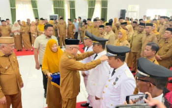 Lantik 224 Pejabat, Sofyan Puhi Tegaskan Jabatan Harus Berbuah Kinerja dan Pelayanan