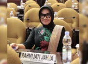 Hari Batik Nasional, Rahmijati Jahja Tekankan Pentingnya Menjaga Warisan Budaya